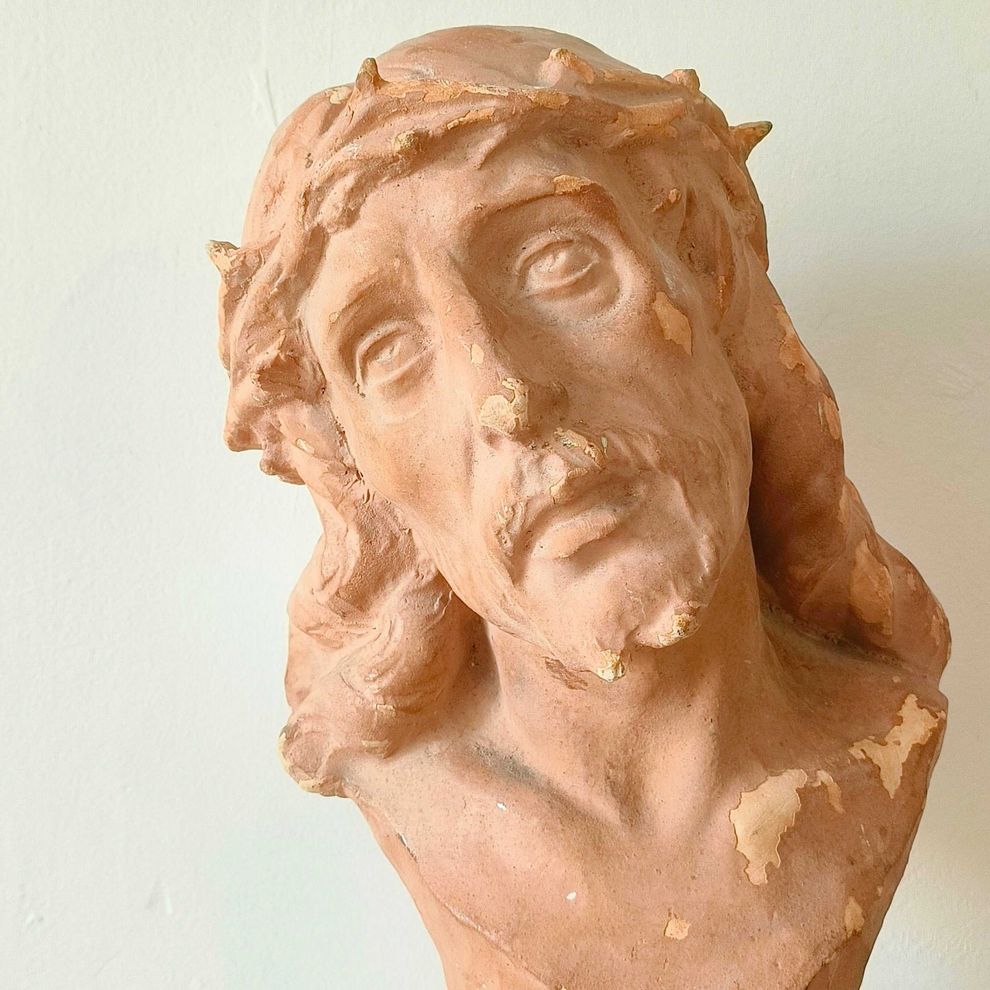 Bust sculpture of Jesus Christ with crown of thorns and expressive upward gaze, early 20th century plaster artwork from France